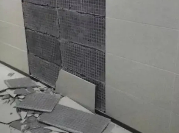 阜康瓷砖空鼓维修公司分享下阜康墙砖松动维修的知识
